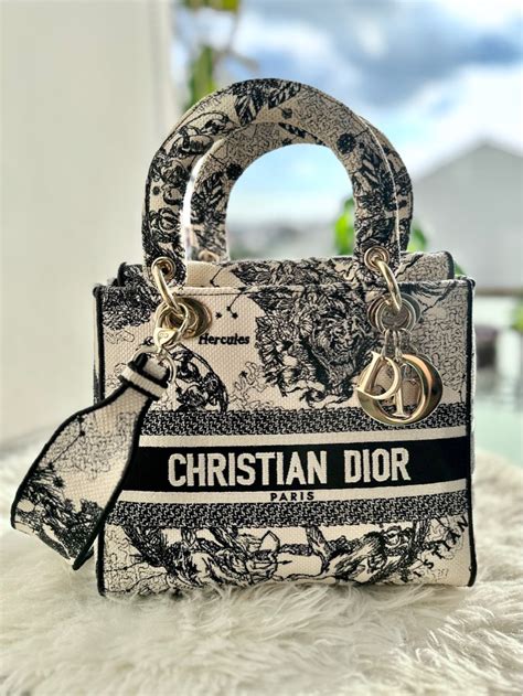 lady dior astrology bag price